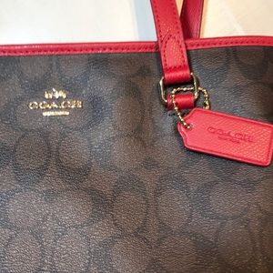 NEW COACH ZIP TOP TOTE